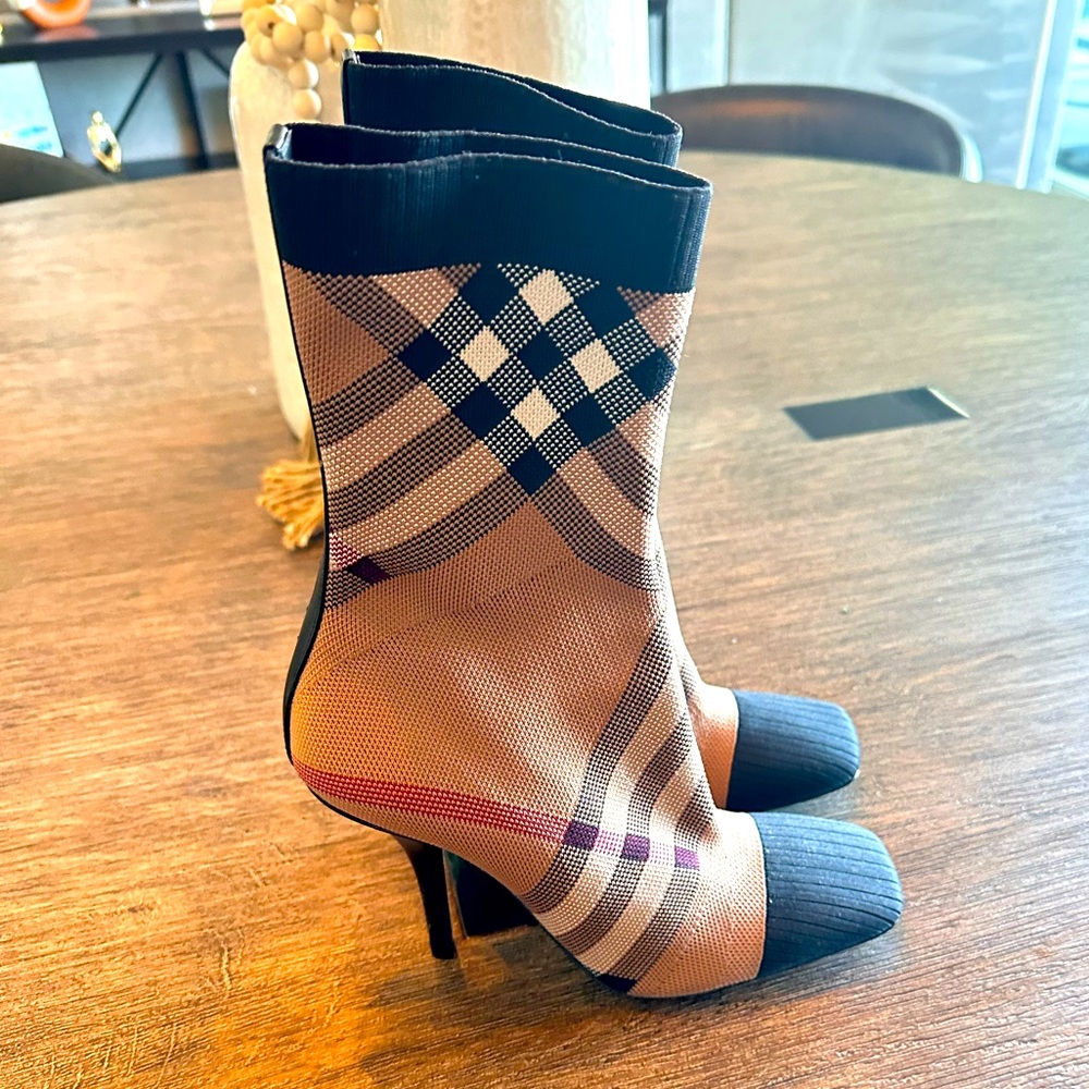 Authentic Burberry Knitted Sock Boot. Size 37